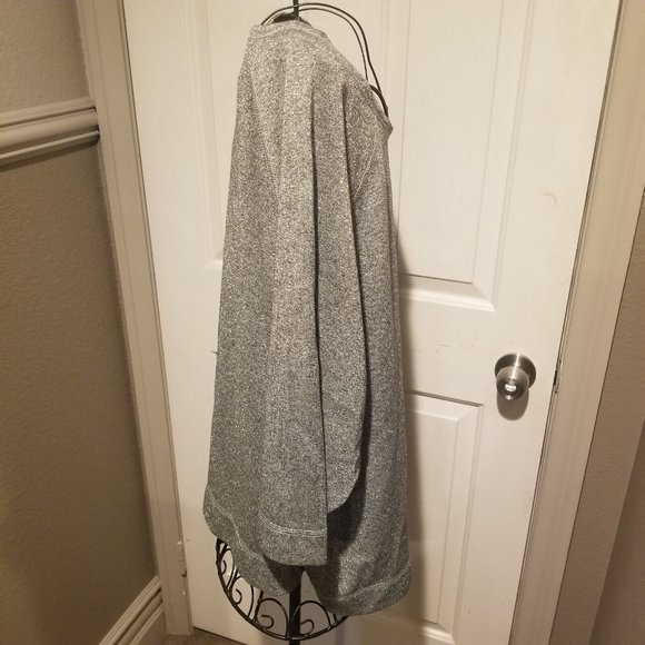 NWT Lane Bryant 22/24 Plus Size 3XL Silver Metallic Top with Sequin Pocket - Picture 7 of 8